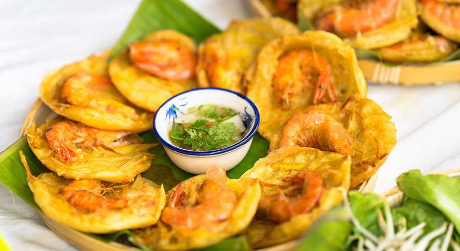 Fried Shrimp cakes Banh Tom