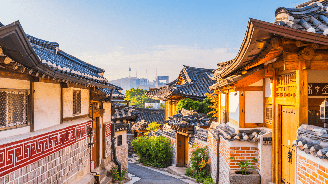 Hong Kong - Seoul Round Trip Ticket