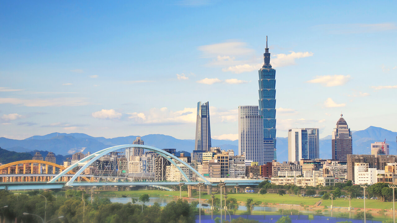 Hong Kong - Taipei Round Trip Ticket