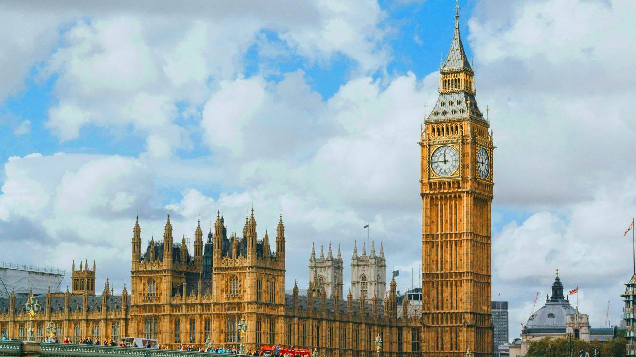 Hong Kong – London